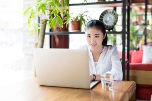 线上成人英语口语培训班收费贵吗